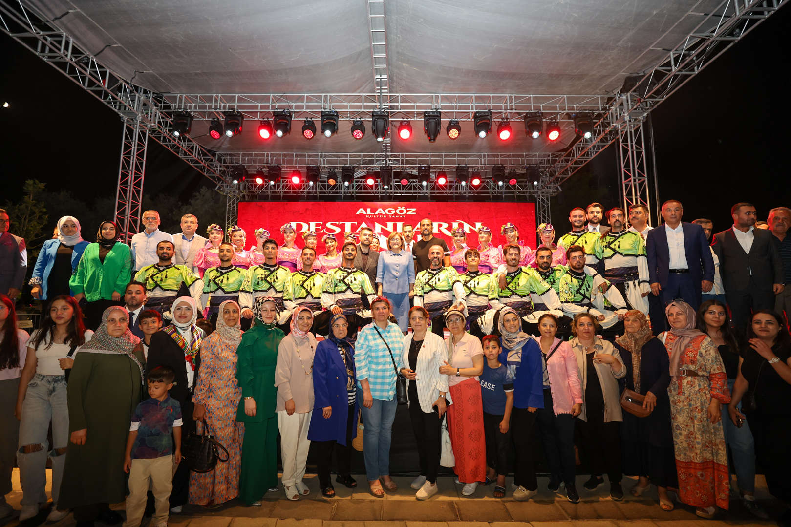 9-hemsehri-dernekleri-festivali