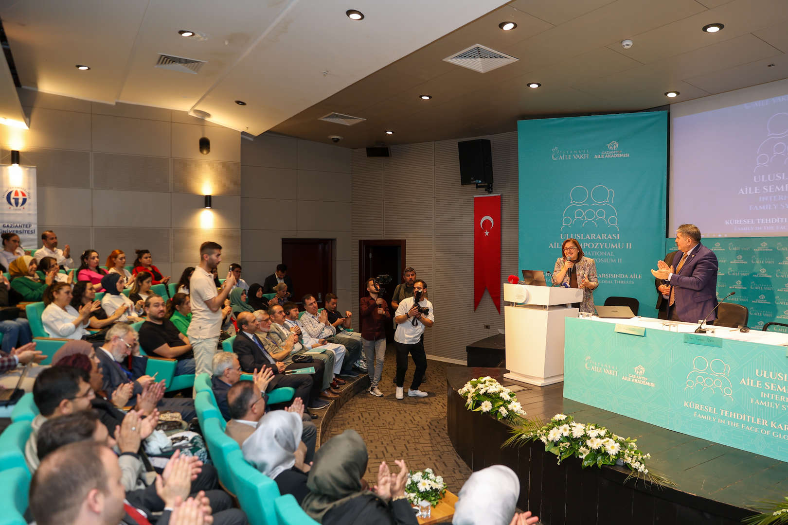 2. uluslararası aile sempozyumu sona erdi