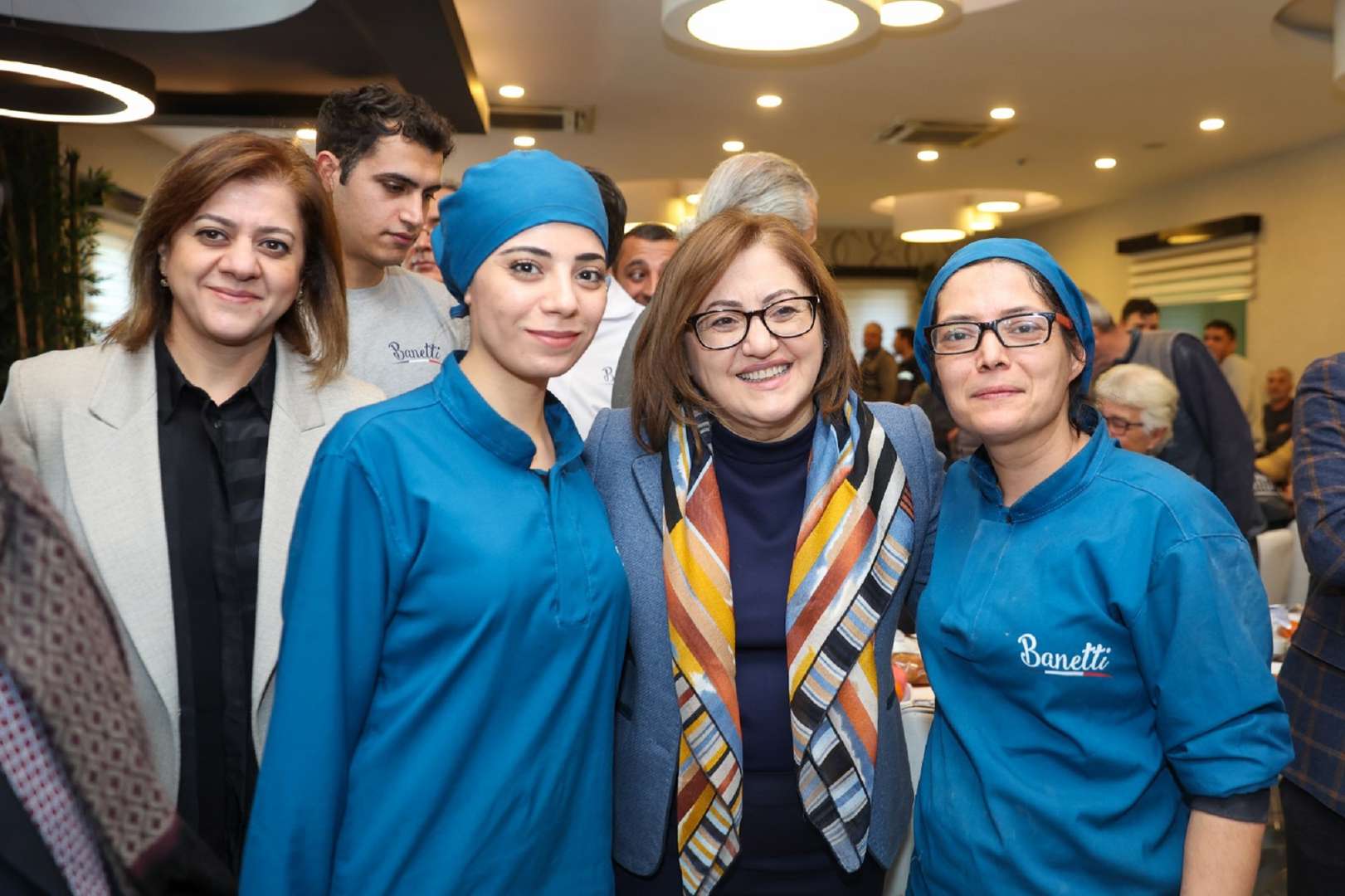 bu büyük ailenin en önemli parçası emekçi kardeşlerimizdir