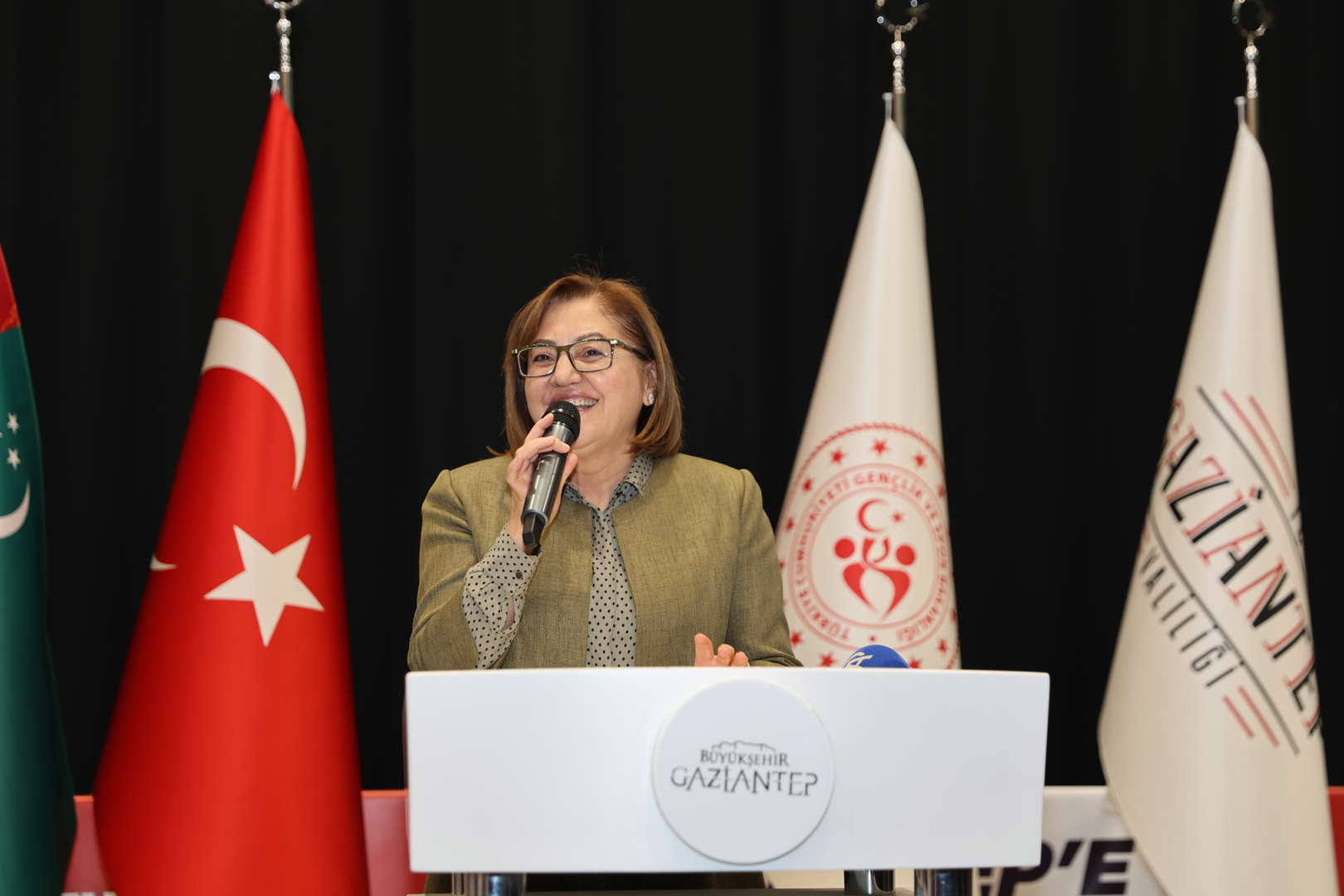 gaziantep büyükşehir olarak türk dünyasının ilk satranç buluşmasına ev sahipliği yapıyoruz