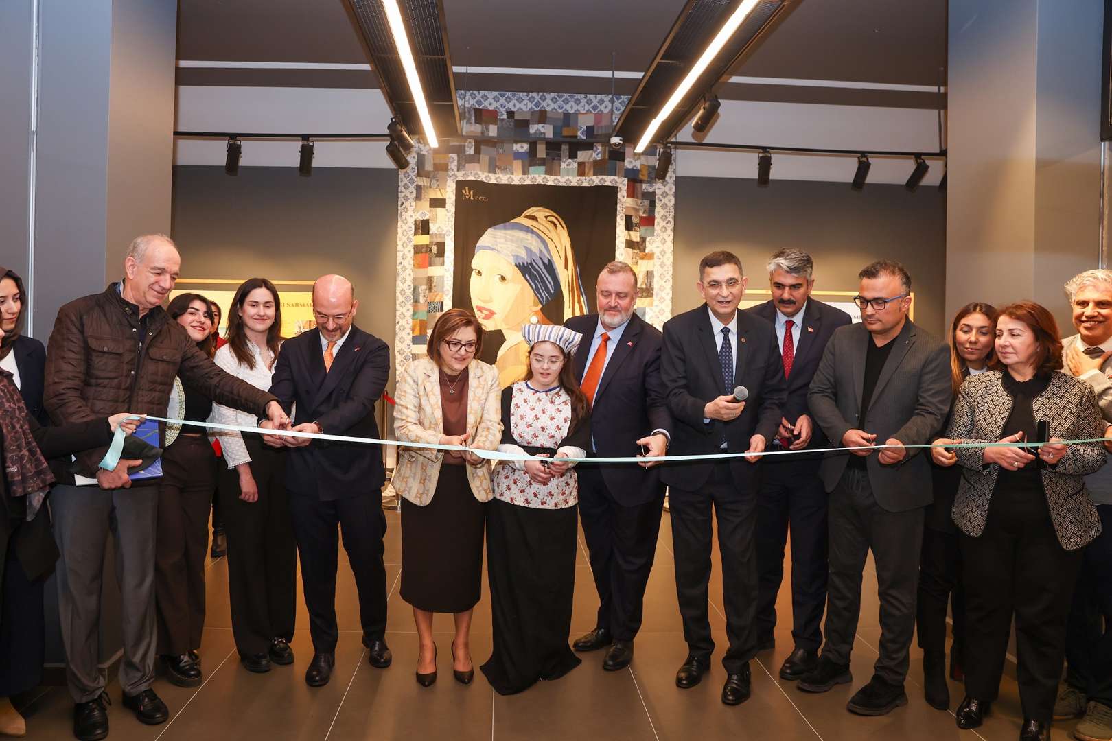 hollanda ile türkiye arasındaki 400 yıllık bağ gaziantep’te sergileniyor