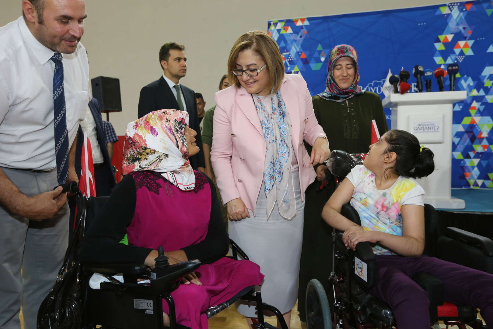 13 bin adet medikal malzeme dağıtımı